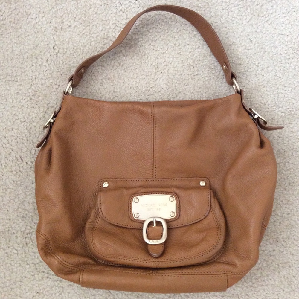 *SOLD*Michael Kors Leather Relaxed Shoulder Bag